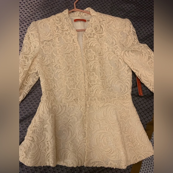 Alice+Olivia Cream Lace Jacket NWT Size M - Picture 1 of 9